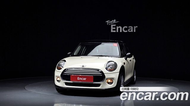 MINI Cooper D 5Door Standard 3rd 2015 — фото 3
