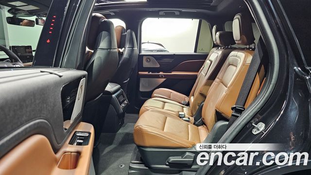 Lincoln Aviator (II) 3.0 RESERVE JET PACKAGE AWD 2023 — фото 11