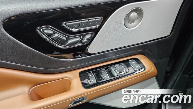 Lincoln Aviator (II) 3.0 RESERVE JET PACKAGE AWD 2023 — фото 20