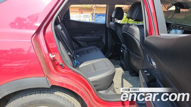 KG Mobility (SsangYong) Beautiful Korando Gasoline 1.5 2WD C5 Plus 2022 — фото 11