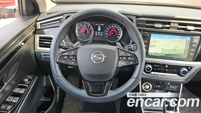 KG Mobility (SsangYong) Beautiful Korando Gasoline 1.5 2WD C5 Plus 2022 — фото 13
