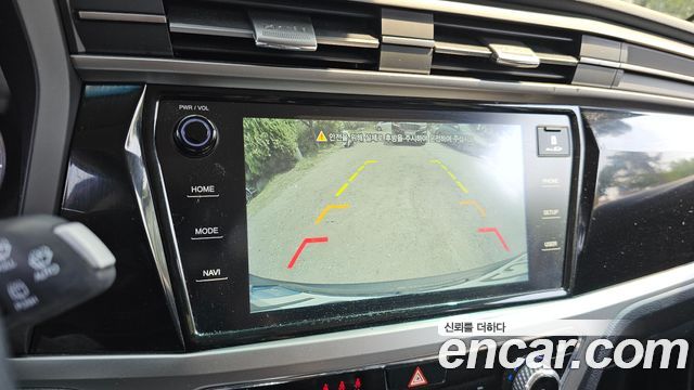 KG Mobility (SsangYong) Beautiful Korando Gasoline 1.5 2WD C5 Plus 2022 — фото 14