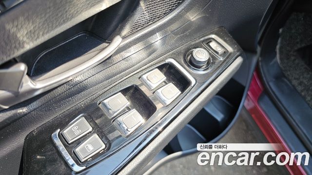 KG Mobility (SsangYong) Beautiful Korando Gasoline 1.5 2WD C5 Plus 2022 — фото 30