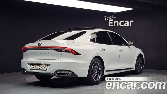 Hyundai Grandeur (IG) 3.0 LPi Rent Car Modern 2023 — фото 2
