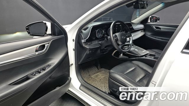 Hyundai Grandeur (IG) 3.0 LPi Rent Car Modern 2023 — фото 10