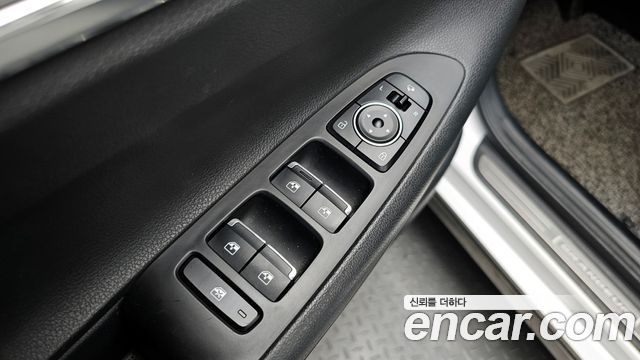 Hyundai Grandeur (IG) 3.0 LPi Rent Car Modern 2023 — фото 16