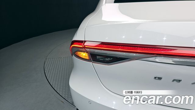 Hyundai Grandeur (IG) 3.0 LPi Rent Car Modern 2023 — фото 23