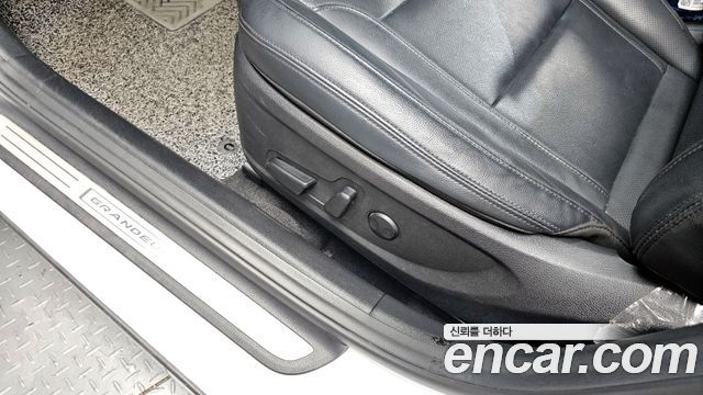 Hyundai Grandeur (IG) 3.0 LPi Rent Car Modern 2023 — фото 29