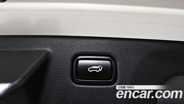 Kia Seltos Gasoline 2.0 2WD Signature 2023 — фото 17