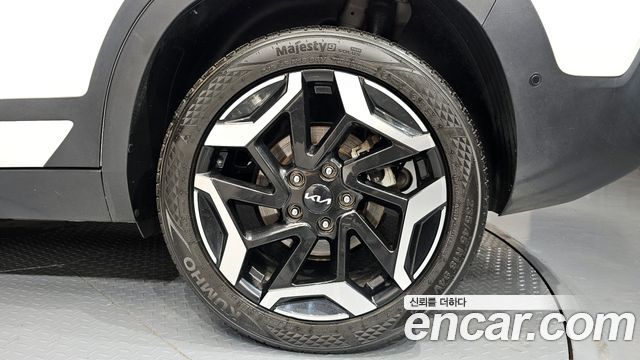 Kia Seltos Gasoline 2.0 2WD Signature 2023 — фото 21