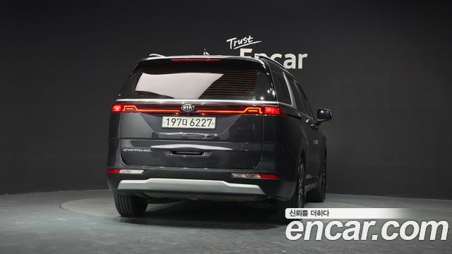 Kia Carnival (IV) Diesel 9-Seater Prestige 2021 — фото 4