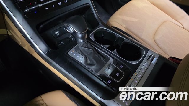 Kia Carnival (IV) Diesel 9-Seater Prestige 2021 — фото 9