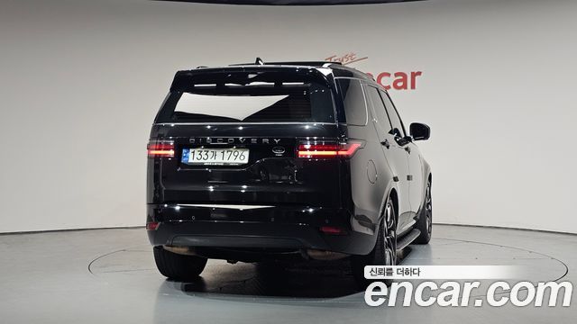 Land Rover Discovery 5 P360 R-Dynamic SE 2023 — фото 4