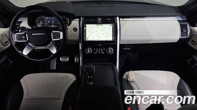 Land Rover Discovery 5 P360 R-Dynamic SE 2023 — фото 7