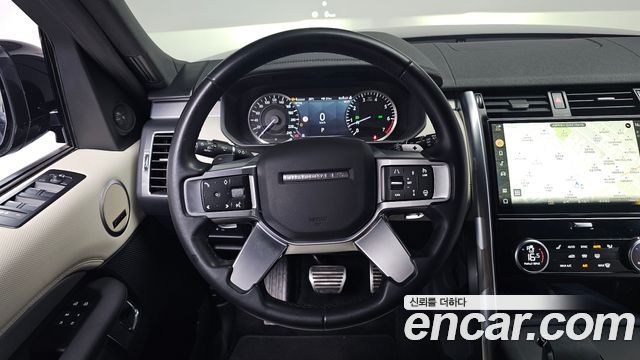 Land Rover Discovery 5 P360 R-Dynamic SE 2023 — фото 12