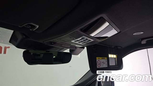 Land Rover Discovery 5 P360 R-Dynamic SE 2023 — фото 20
