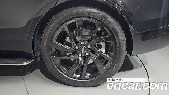 Land Rover Discovery 5 P360 R-Dynamic SE 2023 — фото 21