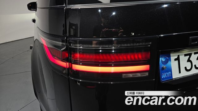 Land Rover Discovery 5 P360 R-Dynamic SE 2023 — фото 23
