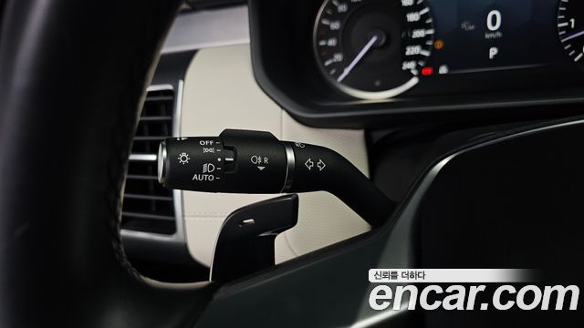Land Rover Discovery 5 P360 R-Dynamic SE 2023 — фото 28