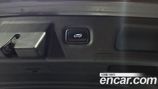 Hyundai Santa Fe Diesel 2.2 2WD Prestige 2021 — фото 17