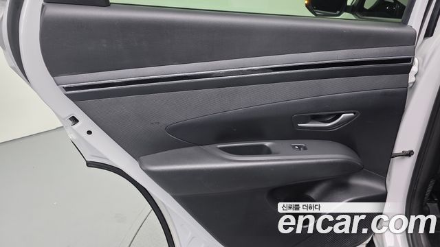 Hyundai Tucson (NX4) Gasoline 1.6 Turbo 2WD Premium 2021 — фото 25