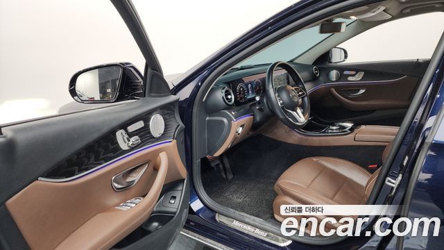 Mercedes-Benz E-Class (W213) E300 4MATIC Avnatgarde 2019 — фото 10
