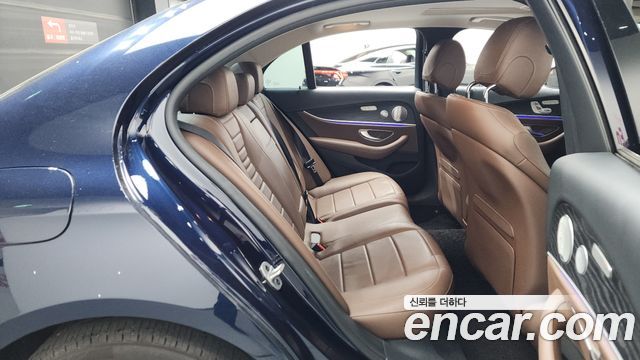 Mercedes-Benz E-Class (W213) E300 4MATIC Avnatgarde 2019 — фото 11
