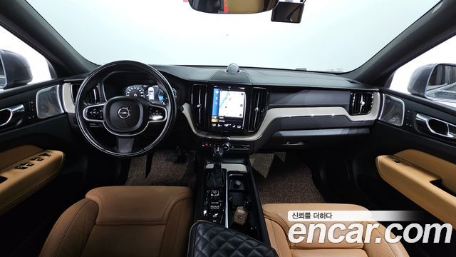 Volvo XC60 (II) D4 Inscription 2018 — фото 7