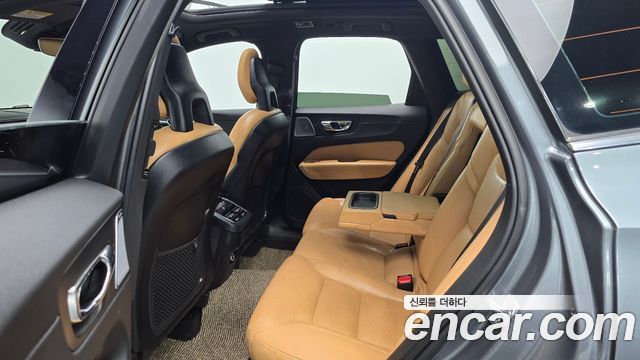 Volvo XC60 (II) D4 Inscription 2018 — фото 17