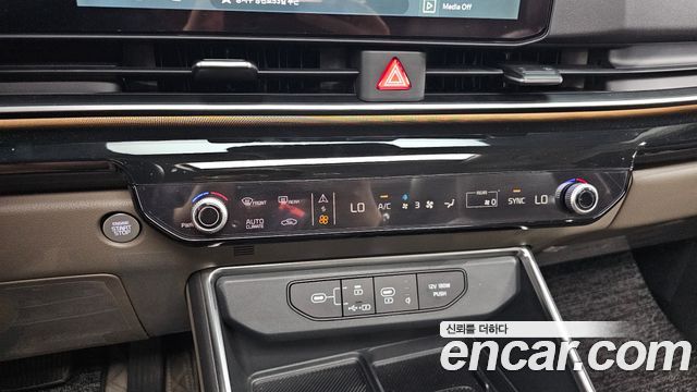 Kia Carnival (IV) Diesel 7-Seater Gravity 2025 — фото 17