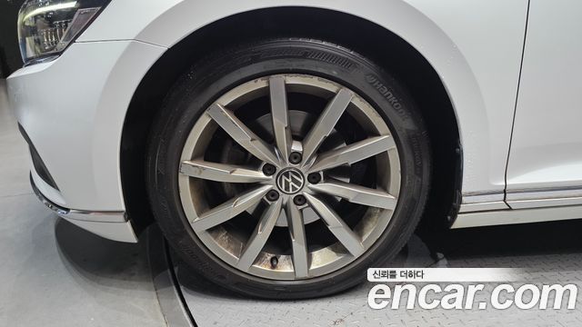 Volkswagen Passat GT (B8) 2.0 TDI Prestige 2021 — фото 5