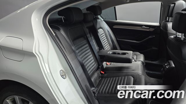 Volkswagen Passat GT (B8) 2.0 TDI Prestige 2021 — фото 11
