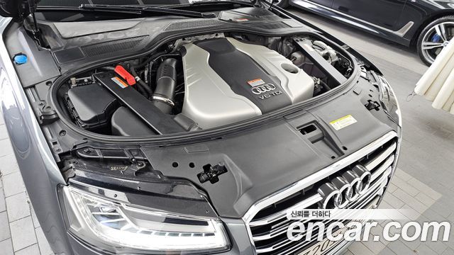 Audi A8 50 TDI Quattro LWB D4 2015 — фото 6