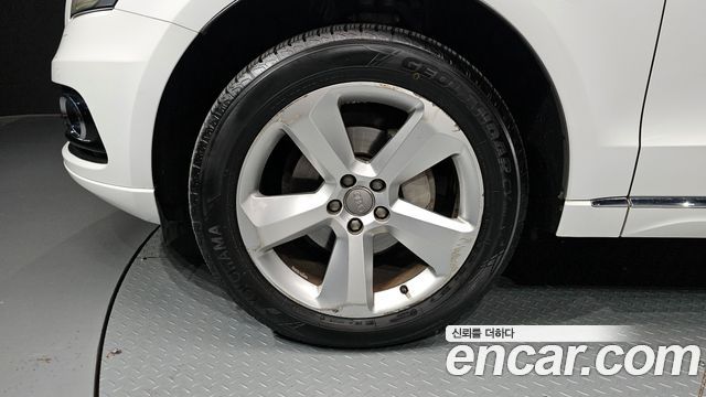 Audi Q5 35 TDI Quattro Dynamic 8R 2015 — фото 5