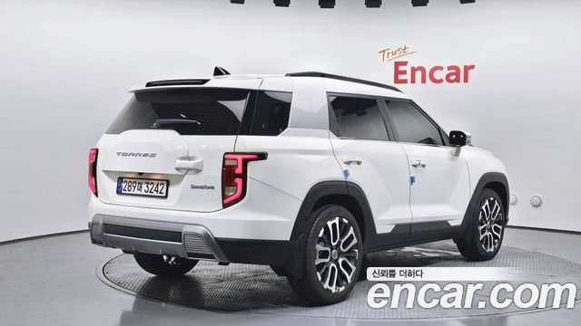 KG Mobility (SsangYong) Torres Gasoline 1.5 2WD T7 2023 — фото 2