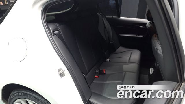 BMW 1 Series (F20) 118d Sport 5Door 2016 — фото 12