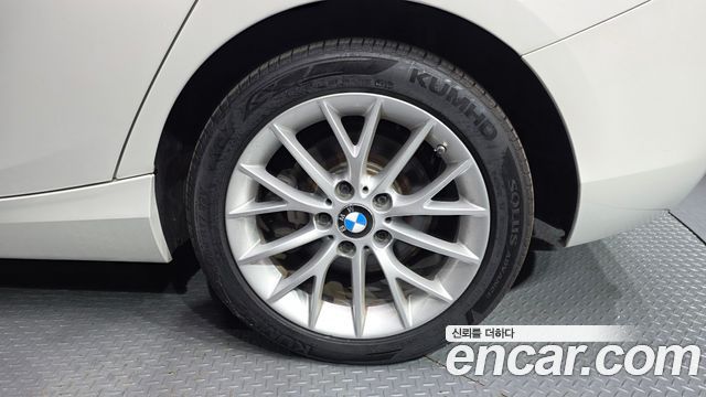 BMW 1 Series (F20) 118d Sport 5Door 2016 — фото 21