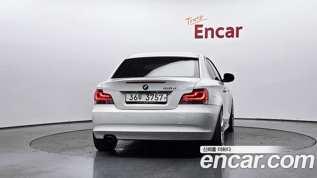 BMW 1 Series (E82) 120d Coupe Sport 2011 — фото 4