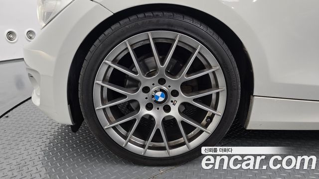 BMW 1 Series (E82) 120d Coupe Sport 2011 — фото 5