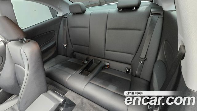 BMW 1 Series (E82) 120d Coupe Sport 2011 — фото 12