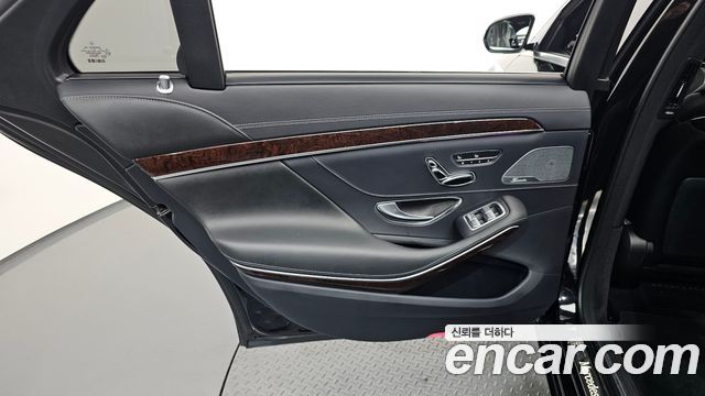 Mercedes-Benz S-Class (W222) S560L 4MATIC 2020 — фото 31