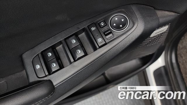 Kia Seltos Gasoline 1.6 Turbo 2WD Signature 2023 — фото 17