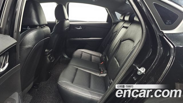 Kia K3 (II) 1.6 Prestige 2024 — фото 16