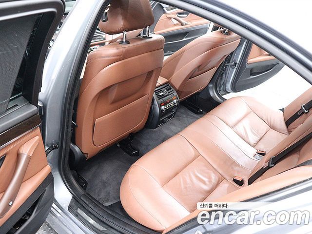 BMW 5 Series (F10) 528i 2015 — фото 19