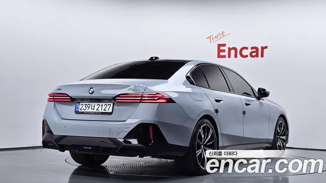 BMW 5 Series (G60) 530i xDrive M Sport 2024 — фото 2