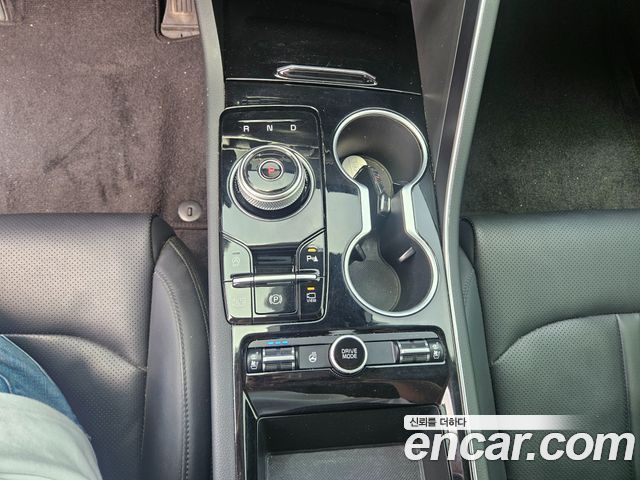 Kia K5 (III) 2.0 Noblesse 2021 — фото 15