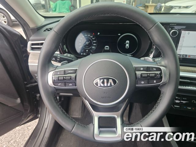 Kia K5 (III) 2.0 Noblesse 2021 — фото 16