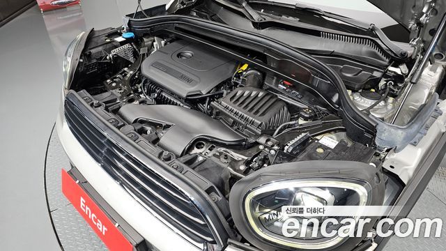 MINI Cooper Countryman Classic Plus Launch Pack 2nd Gen 2024 — фото 6