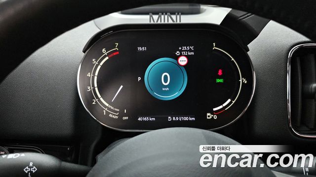 MINI Cooper Countryman Classic Plus Launch Pack 2nd Gen 2024 — фото 8