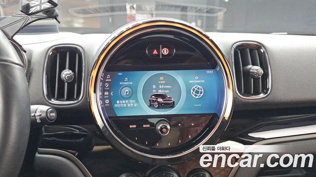 MINI Cooper Countryman Classic Plus Launch Pack 2nd Gen 2024 — фото 16
